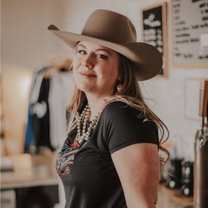 Meet your Posher, Saige